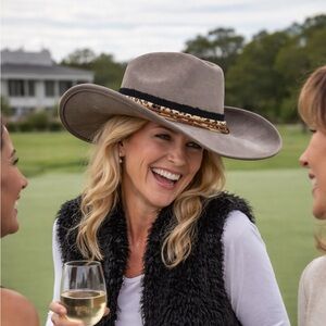 Gray Cowgirl Hat with Leopard Band